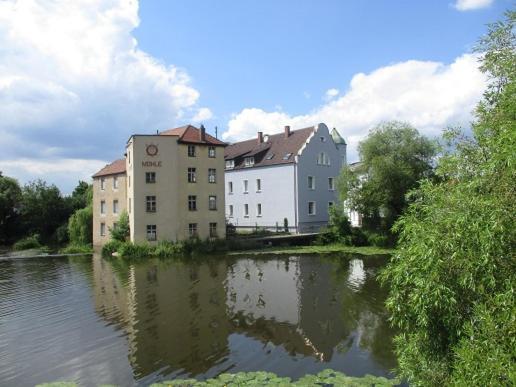 SUNNYHOME Monteurwohnungen und Apartments in Schwandorf Exterior foto